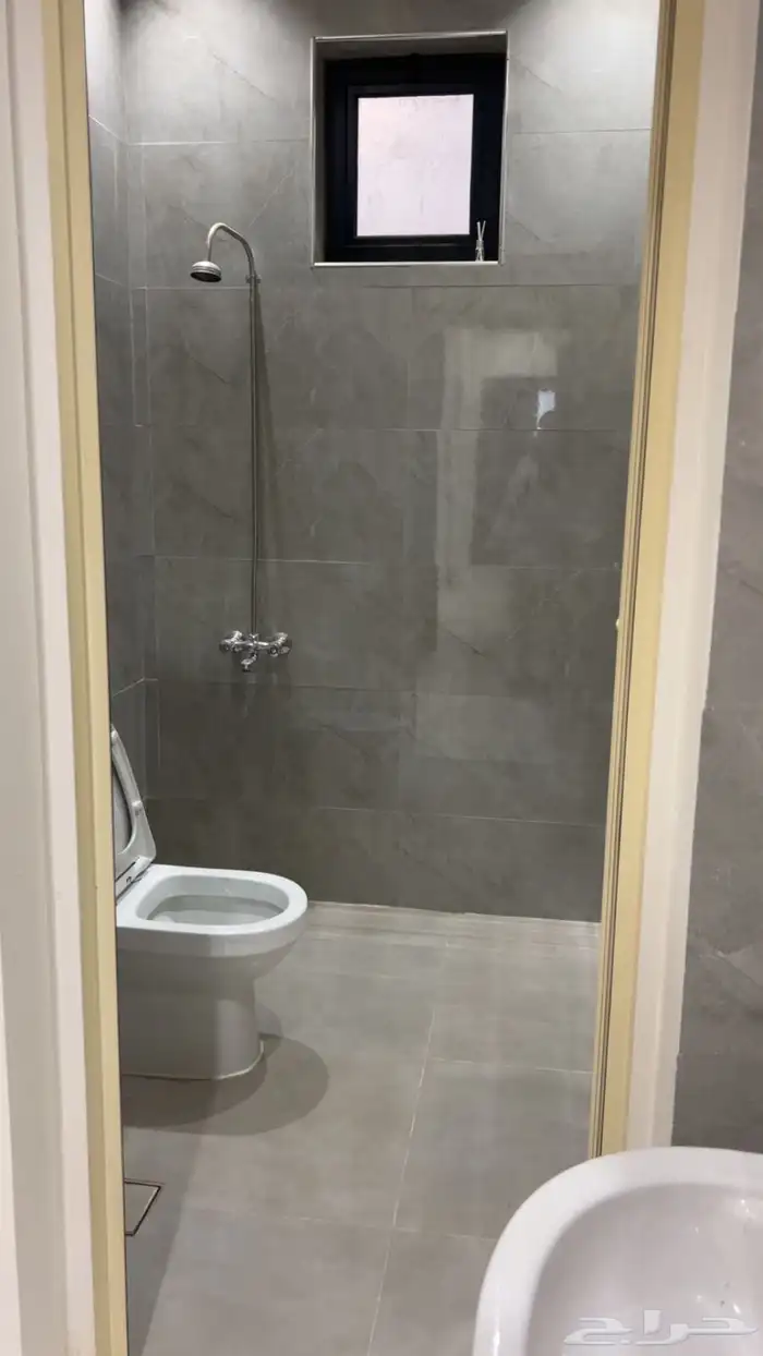 شقة للإيجار حي القادسية 9