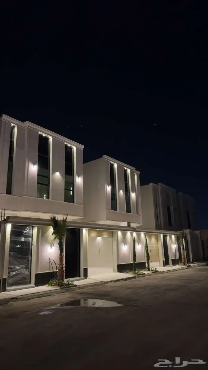 فيلا فاخره للبيع الطائف الحويه 0