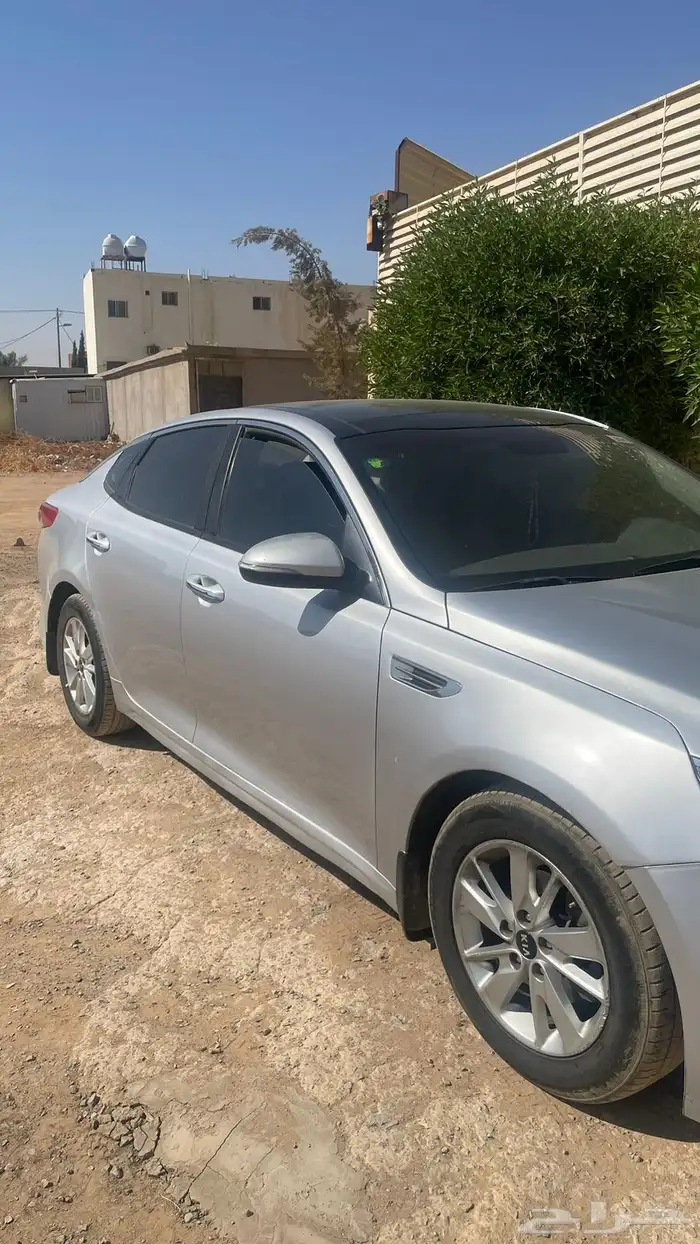 للبيع كيا اوبتيما 2016 نص فل 0