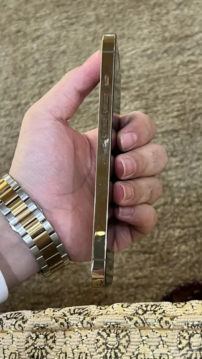 جوال آيفون 13 برو نضيف مافيه إلا الكسر فقط نسبة البطارية76 3