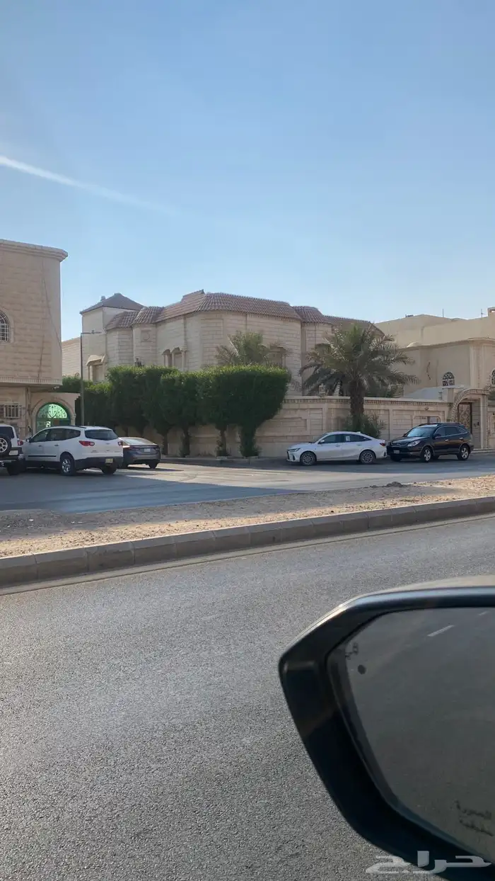 للإيجار   دور علوي سكني بحي الملك فيصل   الرياض 0