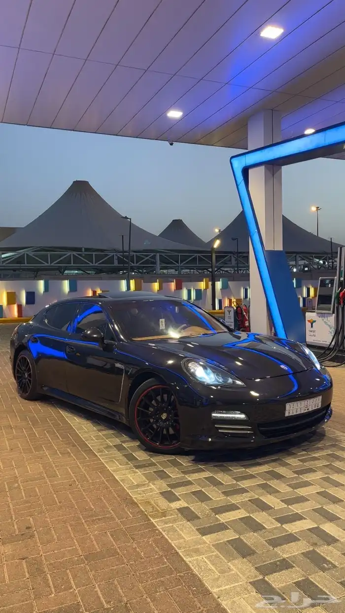 بورش بانيمرا 6 سلندر على الشرط 2012 7