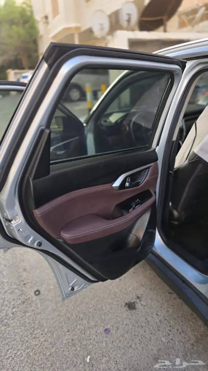 سيارة شبه جديد 9