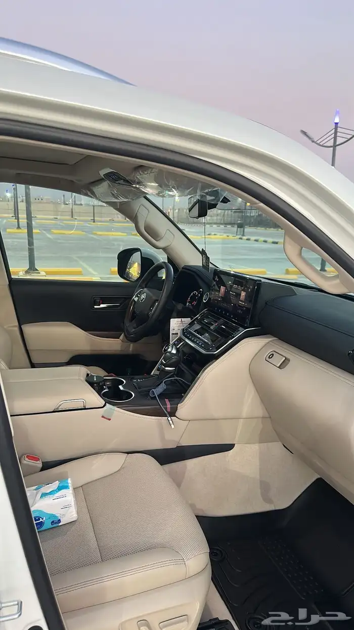 لاندكروزر GRX4 ديزل موديل 2024 6