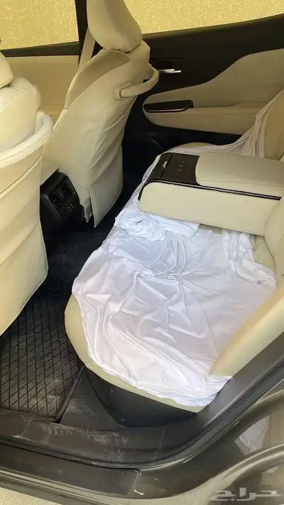 للبيع كراون 2023 اللون رمادي فل كامل دبل اعلى فئه ماجستا index