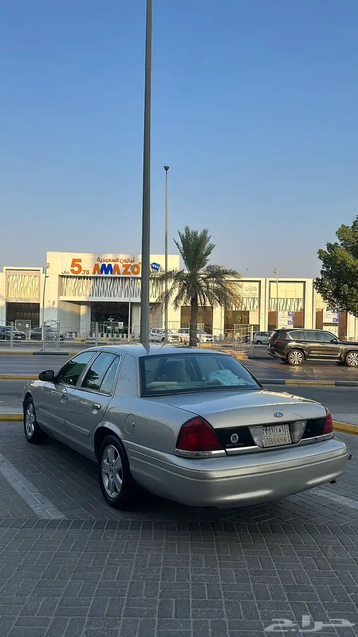 فورد كراون فكتوريا 2009 7