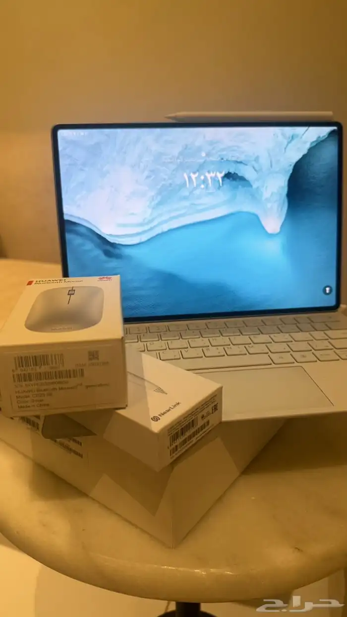 تابلت هواوي OLED بيبر 12 انش مع قلم وكيبورد وباقي ملحقاته 4