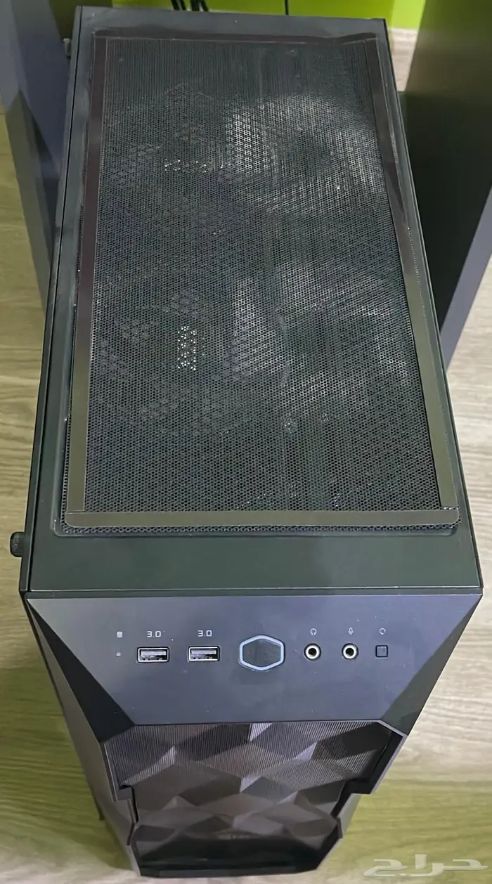 للبيع جهاز لعاب PC GAMING كامل مع اغراضه 8