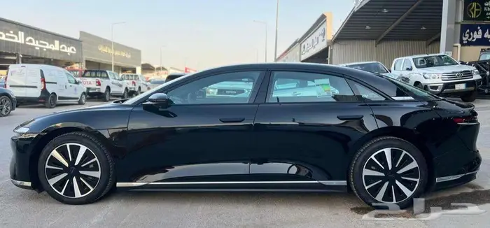 لوسيد اير موديل 2025 - معرض خلف للسيارات 6