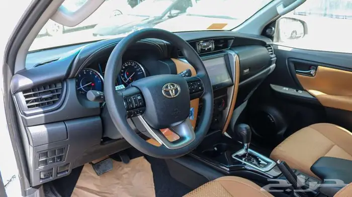 تويوتا فورشنر بنزبن 2.7 دبل وبدون دبل 2025 كاش واقساط 15