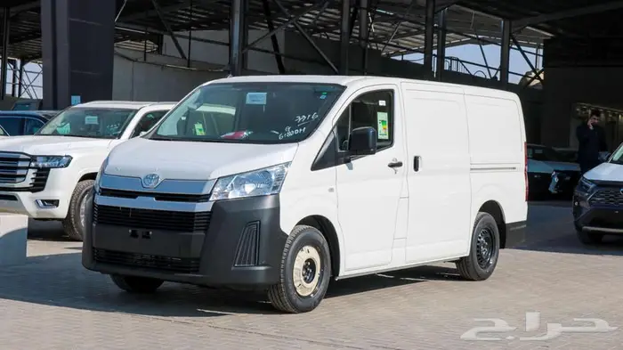 تويوتا باص بضاعه سقف منخفض ديزل جير عادي م 2025 - سعودي 3