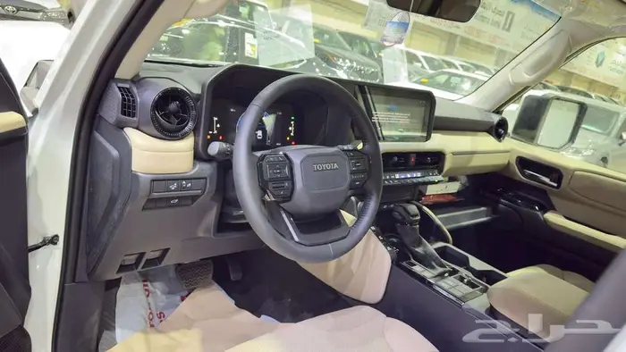 برادو TXL-2 بنزين ابيض 2025 15