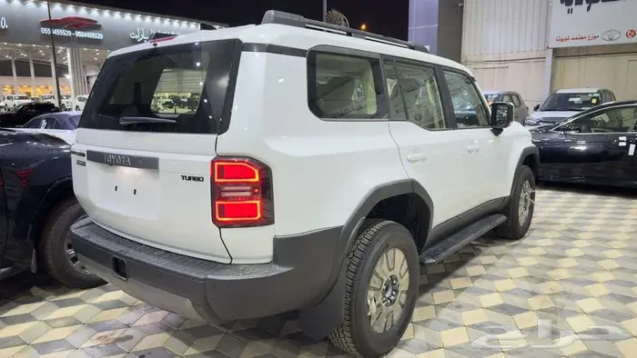 برادو TXL-2 بنزين ابيض 2025 3