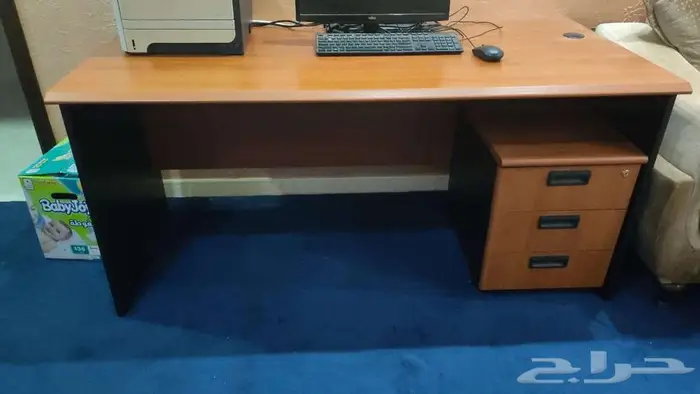 طاولة مكتب مع خزانة 5