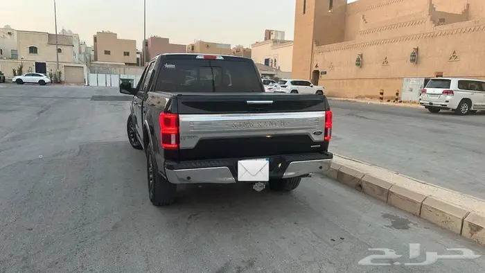 ماشاء الله الله يبارك فورد F150كنق رانش 2019 أمريكي 3