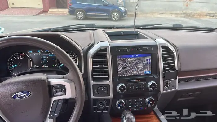 ماشاء الله الله يبارك فورد F150كنق رانش 2019 أمريكي 15