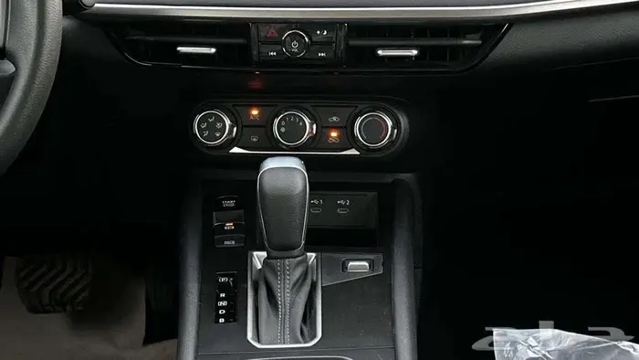 نيسان كيكس استاندر موديل 2025 كاش واقساط 10