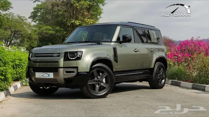 2025 Land Rover Defender 110 X-Dynamic SE P400e 0