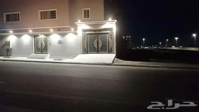 ((فرصة)) فلتين متجاورتين بحي الصواري 1