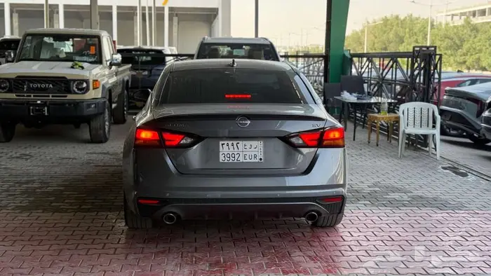 التيما نص فل 2025 ممشي 6 الاف نظيفة جدا علي السوم 6