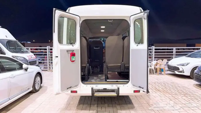 تويوتا كوستر اوتوماتيك ديزل 20 راكب 2025 3