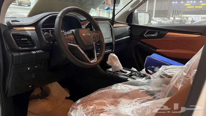 ايسوزو MUX و 2025 2024 ام يو اكس 8