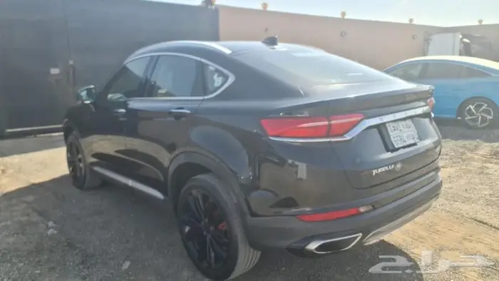 جيلي توجيلا 2022 فل 5