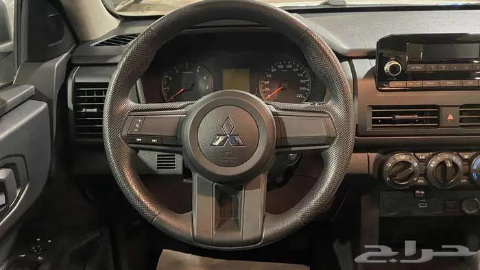 ميتسوبيشي غمارتين دبل بنزين قير عادي 2024 10