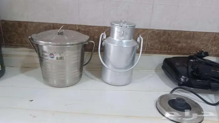 تراثيه دله ومصفاه وملقمه ومفواحه وبراد وسطل 16