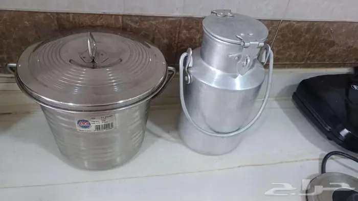 تراثيه دله ومصفاه وملقمه ومفواحه وبراد وسطل 21