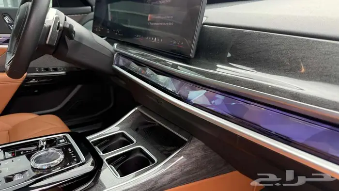 بي ام دبليو 740i 2023 6