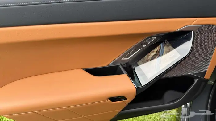 بي ام دبليو 740i 2023 15