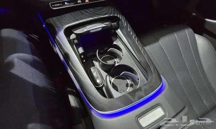 مرسيدس E200 2024 - وارد كوريا 10