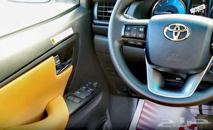 تويوتا فورشنر 4سلندر دبل موديل 2025 16