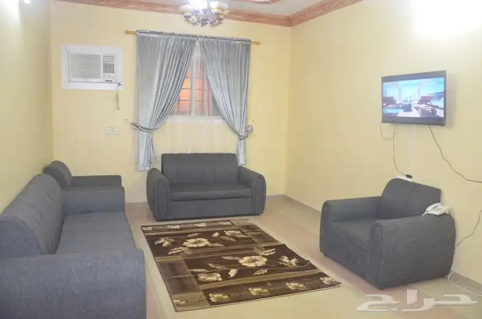 للايجار الشهري في العزيزيه شارع الشباب 4