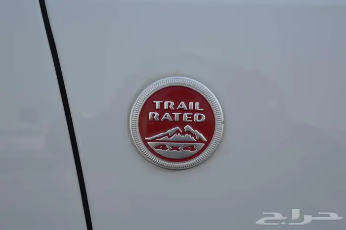 جيب جراند شيروكي تريل هوك موديل 2018 فل الفل 1