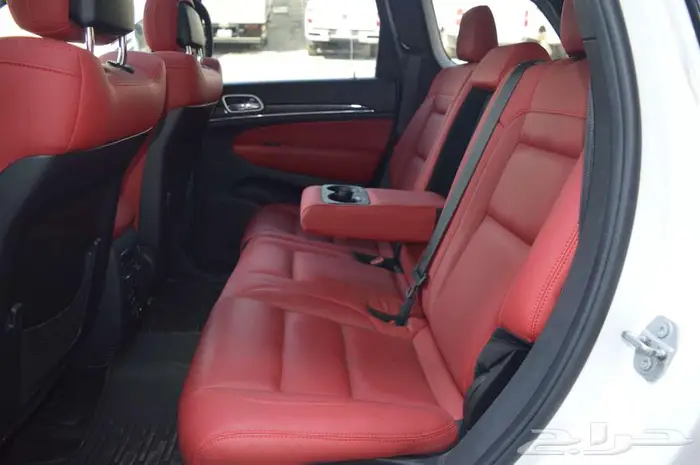 جيب جراند شيروكي تريل هوك موديل 2018 فل الفل 22