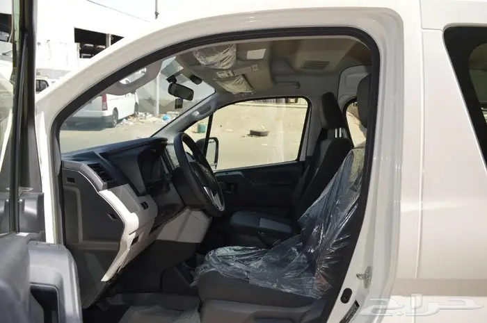 تويوتا باص هايس 13 راكب موديل 2026 ديزل قير عادي عبداللطيف 9