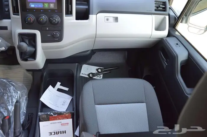 تويوتا باص هايس 13 راكب موديل 2026 ديزل قير عادي عبداللطيف 22