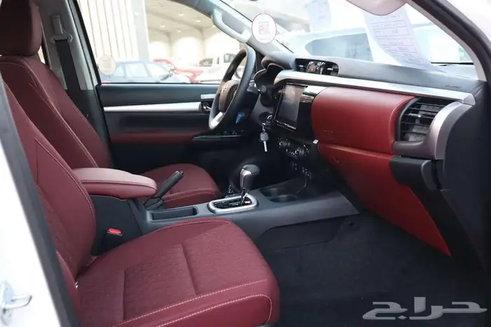 هايلوكس غمارتين S-GLX دبل اوتوماتك 2.8 ديزل 2024 11