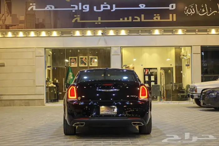 كرايزلر موديل 2020 S اسود 3