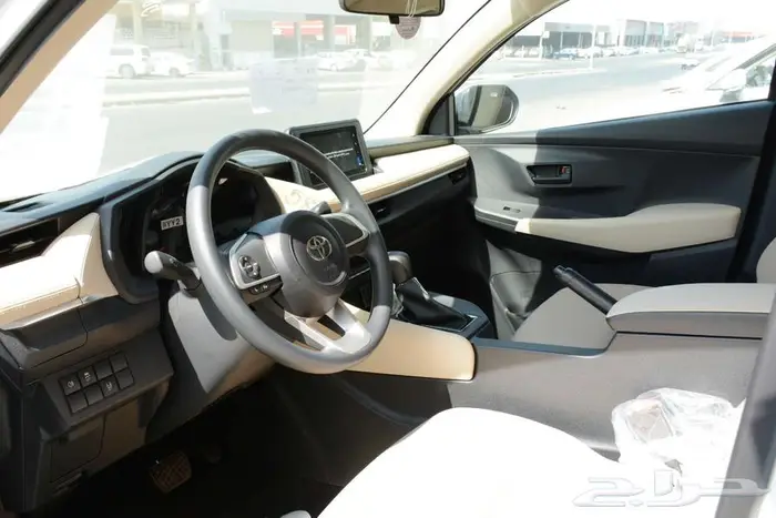 تويوتا يارس 2026 ستاندر Y 1.3 بالنقد والتقسيط 8