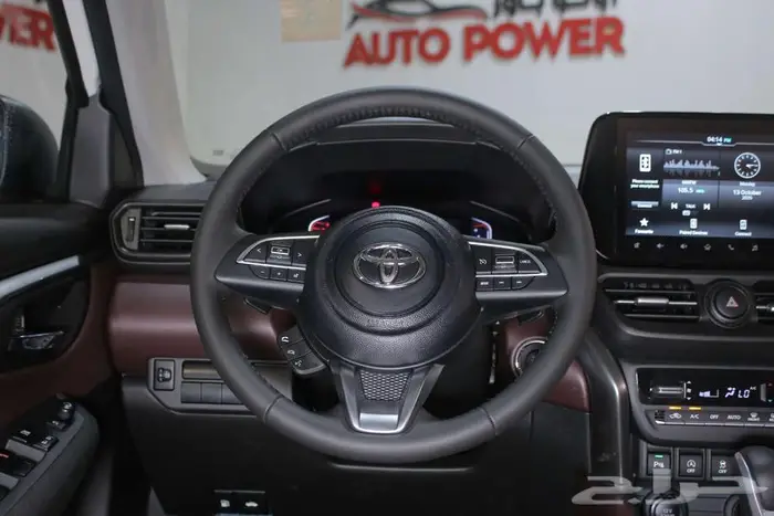 تويوتا أوربان كروز ستاندر 2026 12