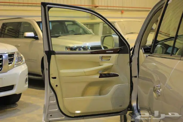 جيب ليكزس موديل 2015 6