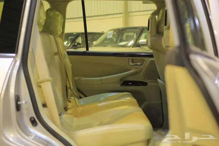 جيب ليكزس موديل 2015 13