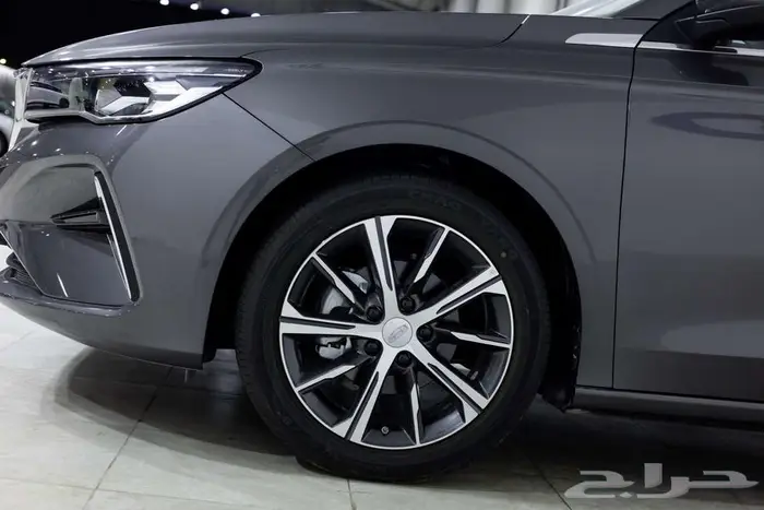 جيلي امجراند GF فل 2026 كاش او تقسيط مع الدمعان كله بسيط 4