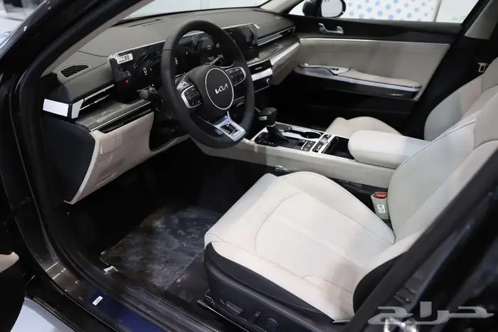 كيا كي 5 نص فل 2026 8