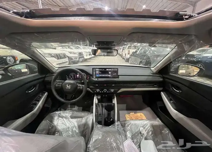 هوندا اكورد نص فل 2025 سعودي أصفار 8