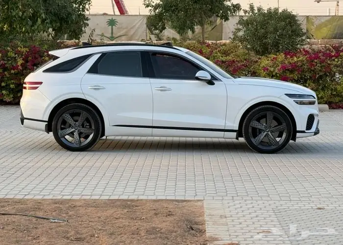 GV70 ( سبورت رويال ) أعلى فئة 14