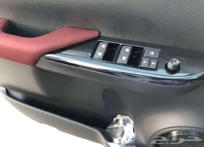 هايلوكس 2025 فل كامل تمتيك S_GLX بنزين دبل جديد 16